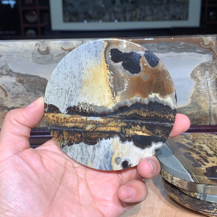 ，广西国画石摆件，收藏观赏