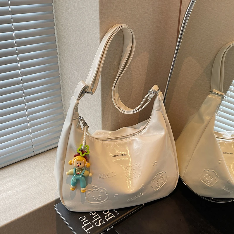 艾米兔女包2025新款流行百搭包包女大容量时尚纯色单肩斜挎托特包