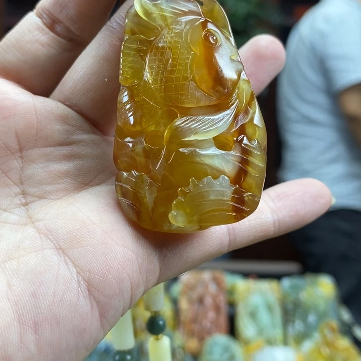 未镶嵌蛇纹石玉颈饰