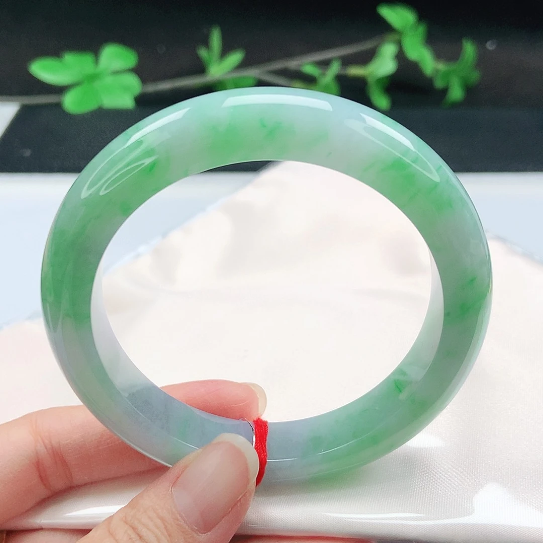 未镶嵌手镯翡翠60圈