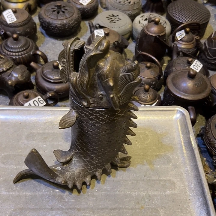 羊****黄铜摆件，文房摆件