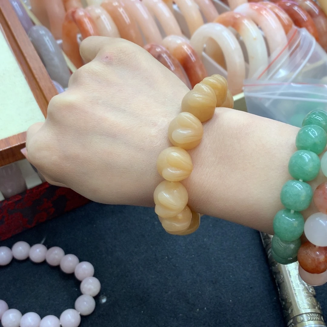 石英质玉手链未镶嵌