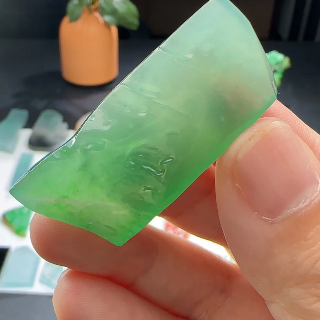 定制翡翠未镶嵌材料