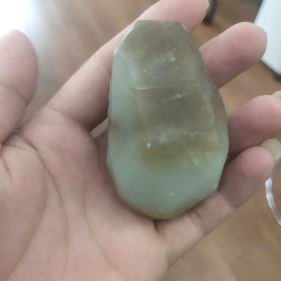 和田玉且末料手把件料子