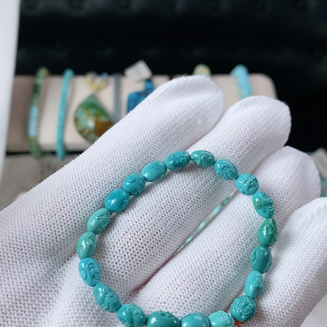 绿松石未镶嵌珠宝奇石