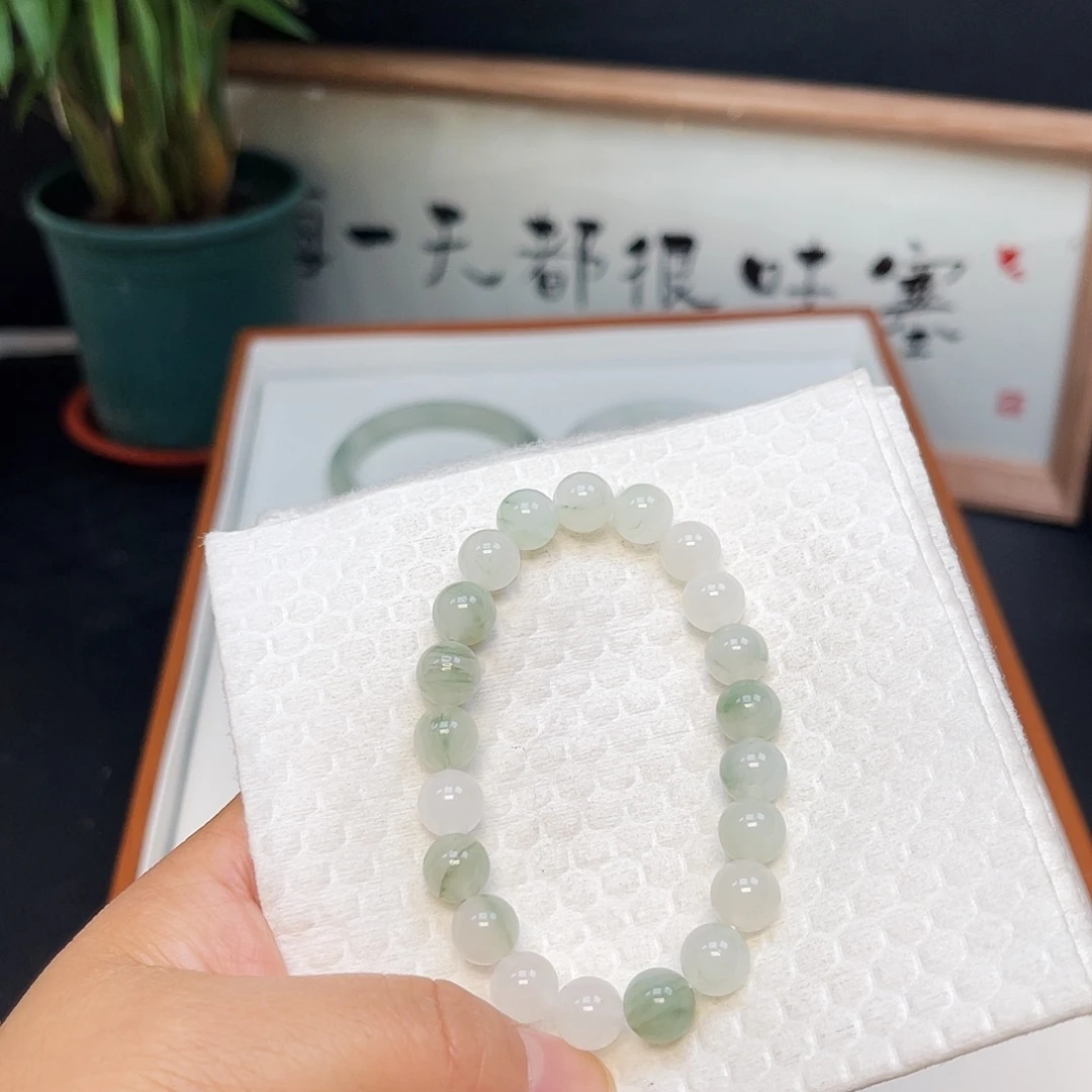 燕***子石英质玉（金丝玉）未镶嵌手镯