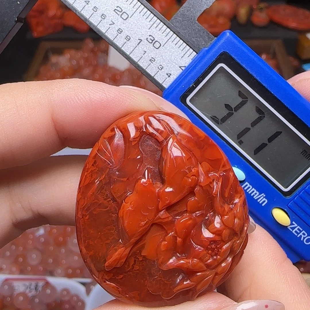 南红玛瑙未镶嵌颈饰