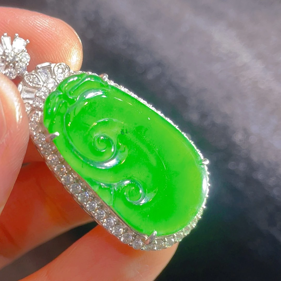 翡翠颈饰银S925镶嵌翡翠