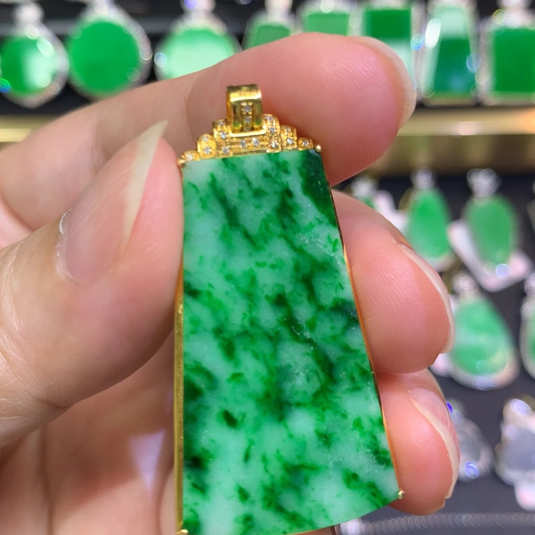 翡翠18K金镶嵌吊坠(不含链)有石纹