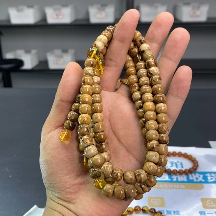 未镶嵌颈饰琥珀y****5