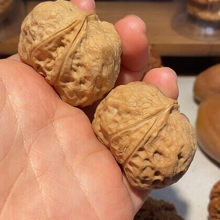 文玩核桃把件6669666666