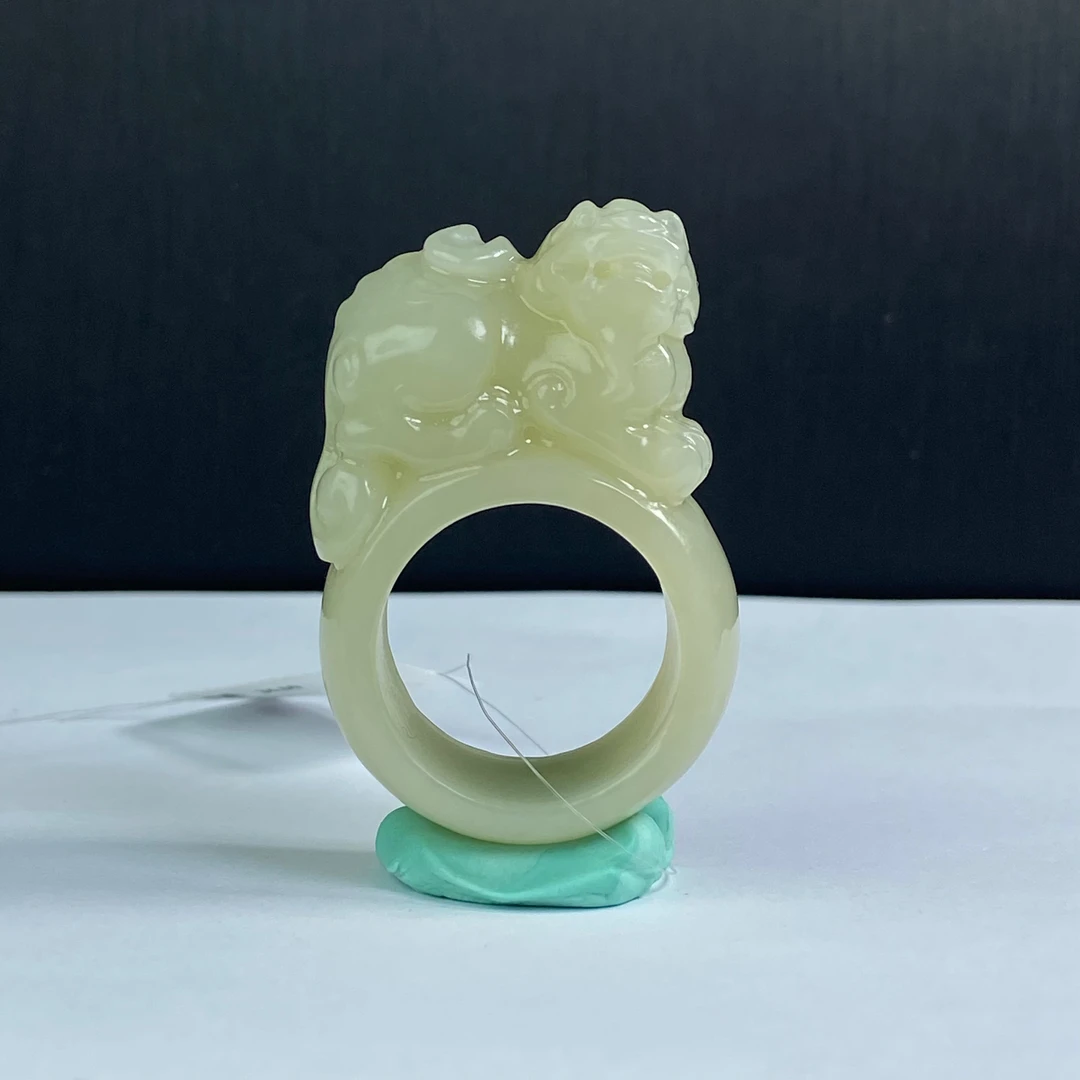 AK5063D 和田玉 执掌山河