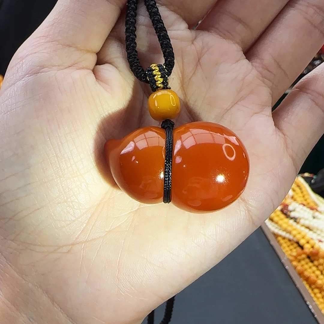 琥珀未镶嵌颈饰吊坠