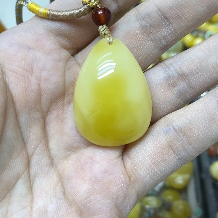 裸石蜜蜡未镶嵌吊坠