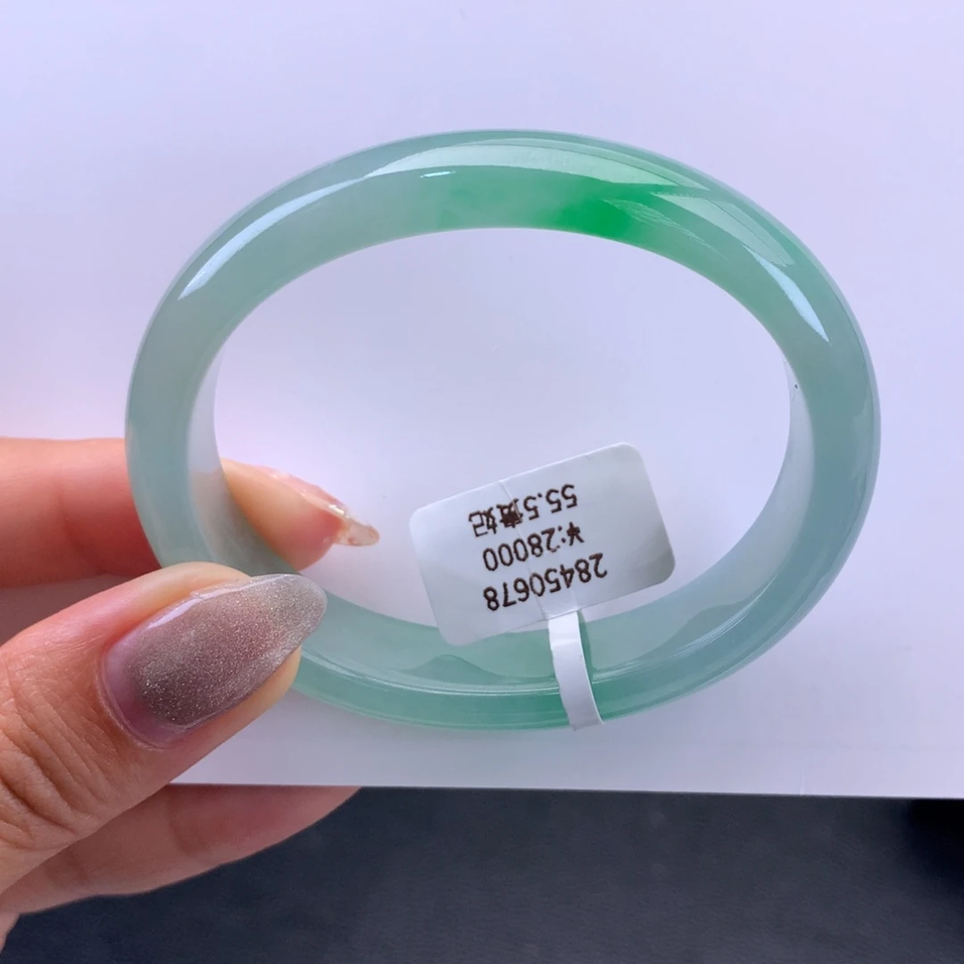 翡翠手镯未镶嵌回流）冰胶绿底飘翠贵妃（链接勿拍31100）