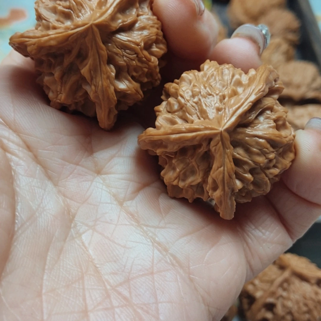 文玩核桃吊坠盘山