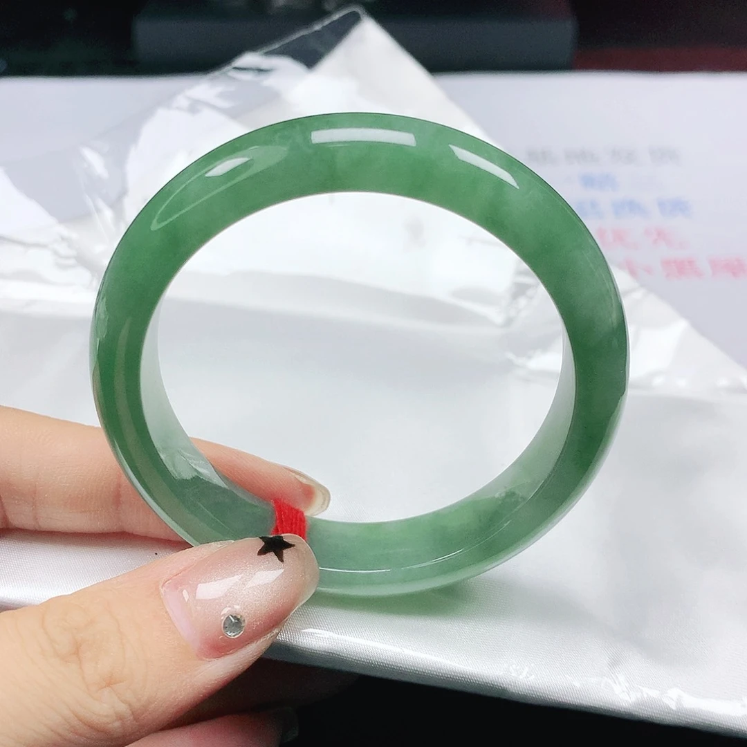翡翠手镯未镶嵌翡翠51.0冰润满绿飘色正圈