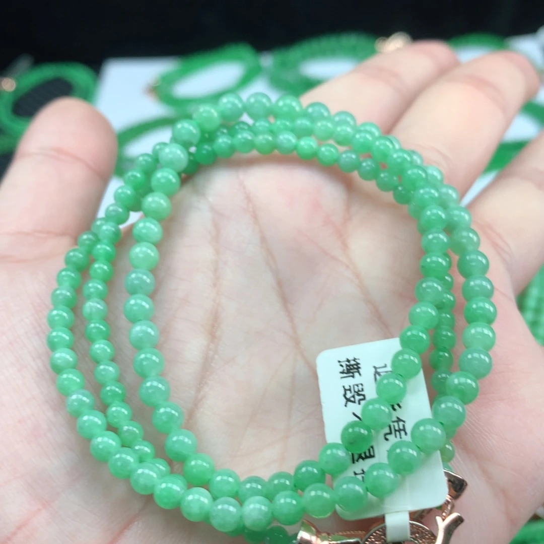 翡翠手链未镶嵌翡翠