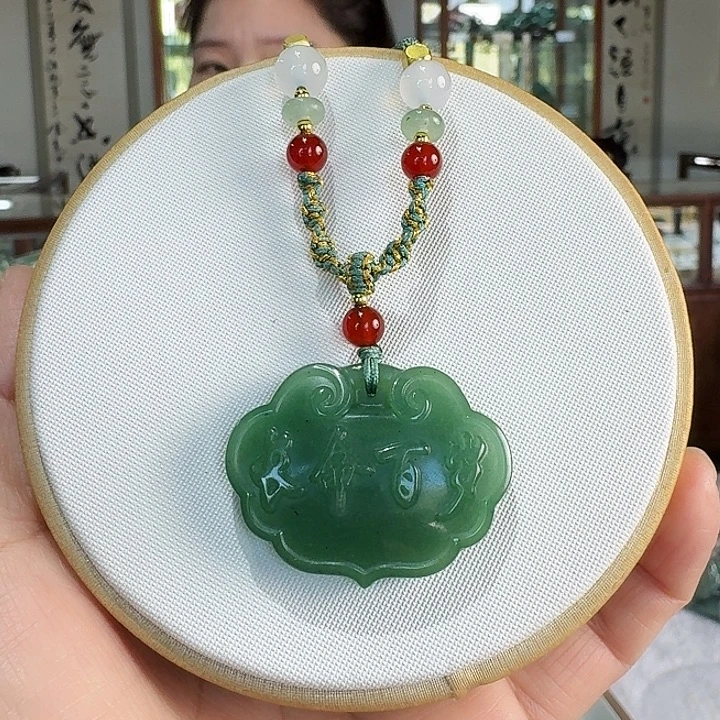 密玉（石英质玉）未镶嵌颈饰