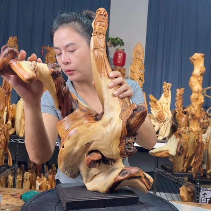 柏木（崖柏）随型摆件