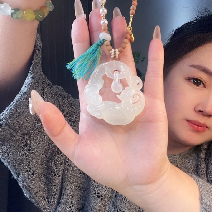 合金蛇纹石玉吊坠樱*久