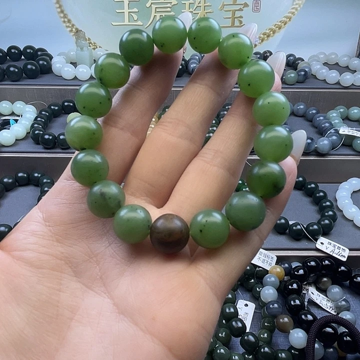 和田玉未镶嵌手链