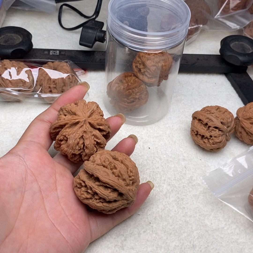 文玩核桃吊坠粗筋45 46