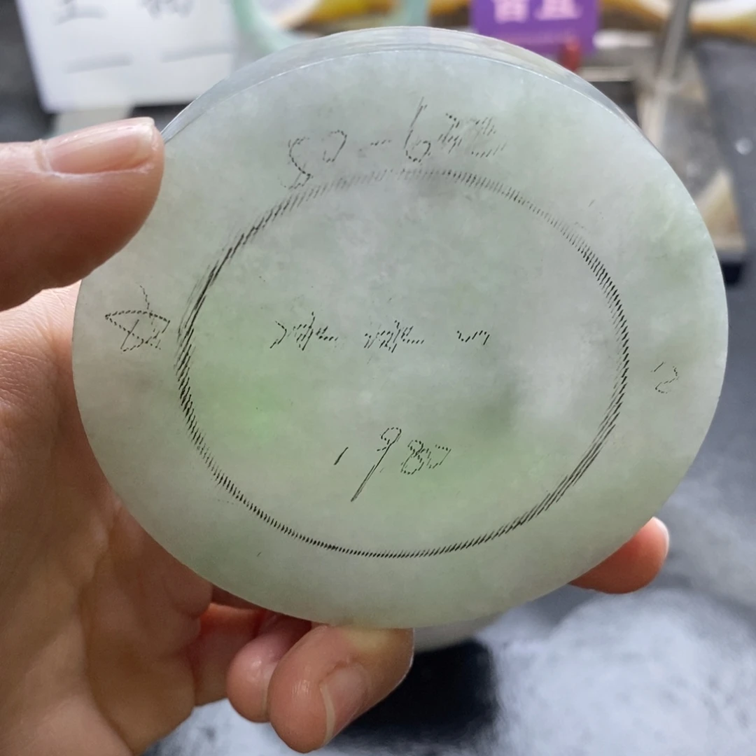 定制翡翠未镶嵌翡翠手镯