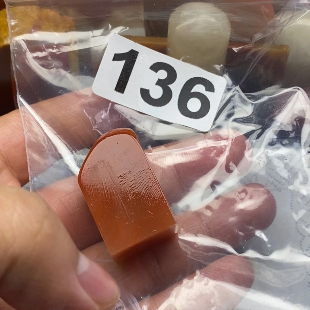 寿山石印石:**达老挝石111