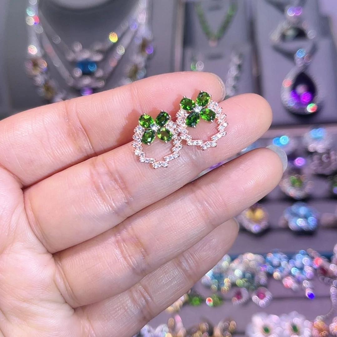 【闪购商品】透辉石耳饰银S925镶嵌