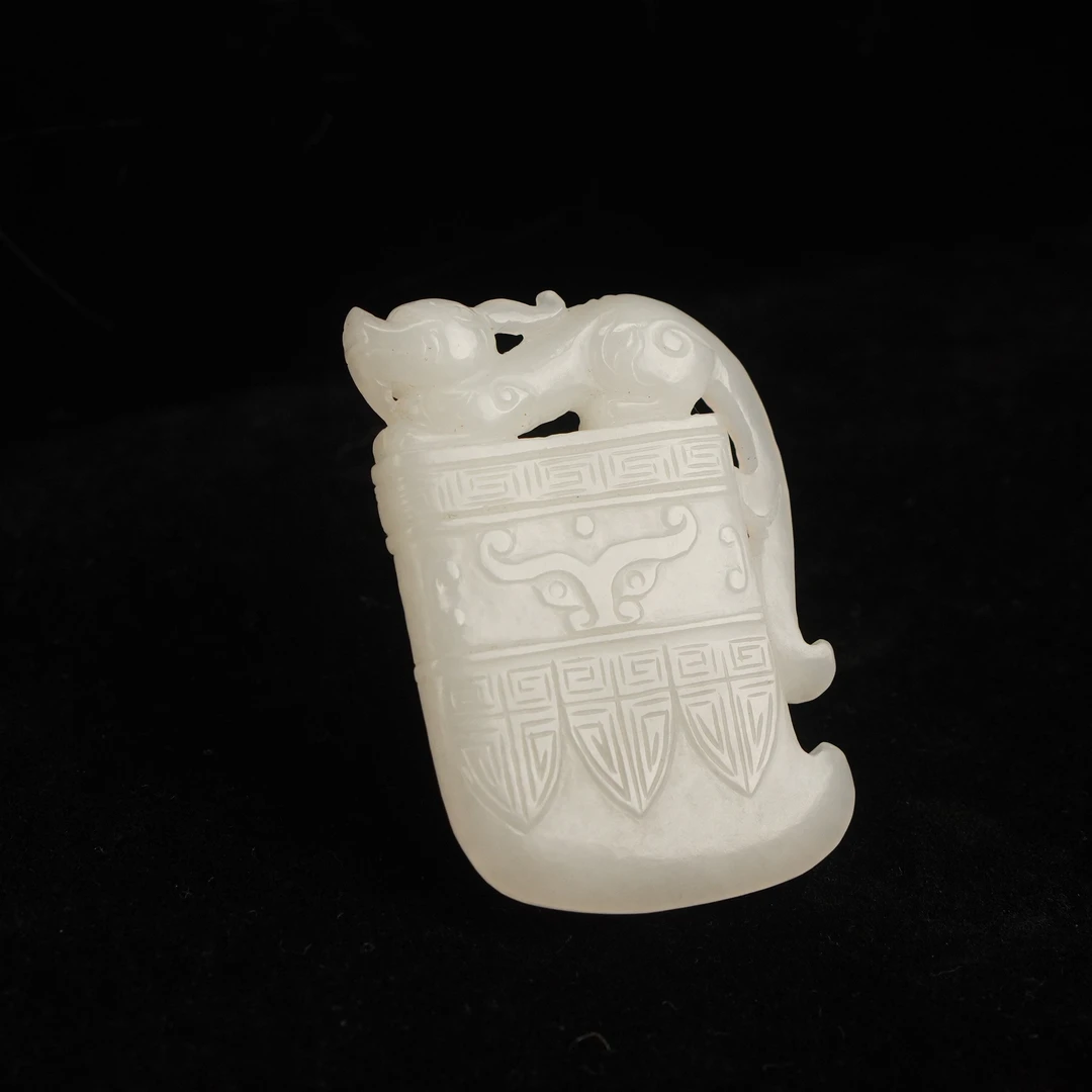 【清】白玉府上有龙佩（重28g）QTY602