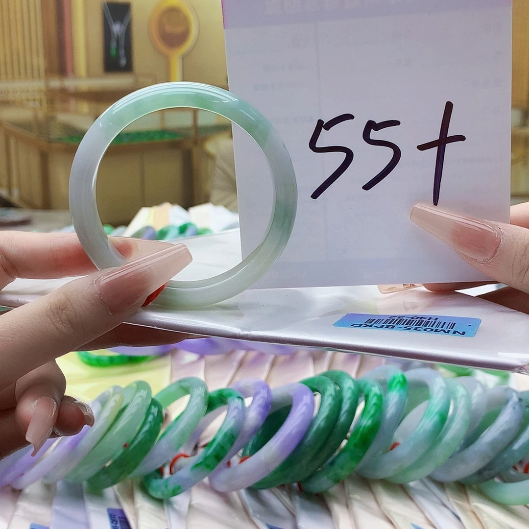 翡翠未镶嵌手镯hh