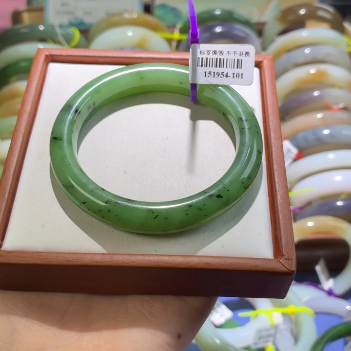 和田玉未镶嵌手镯58