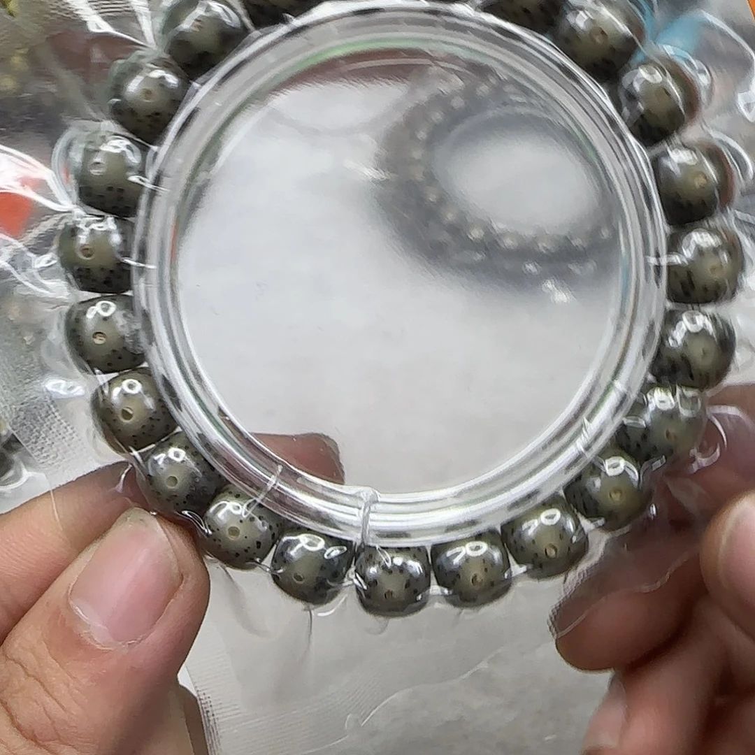 手串星月菩提33殿堂黑冰冰大眼睛星月菩提单圈10左右