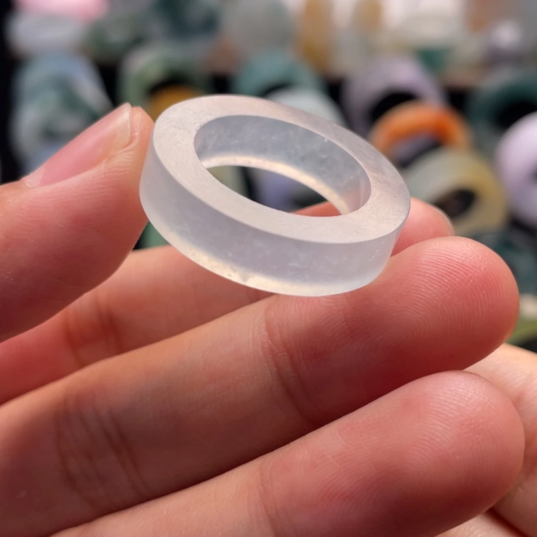 S***S定制翡翠未镶嵌  刚冰