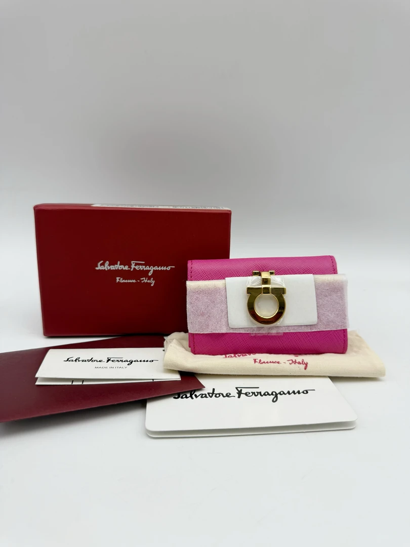 未使用 FERRAGAMO/菲拉格慕 钥匙包尺寸约：9×6.5cm94732