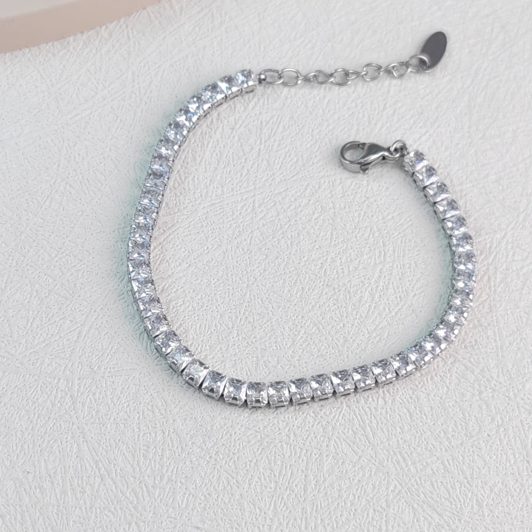 XUPING/旭平首饰 不锈钢合成锆石手链 夏上新温柔 GDX T001106046