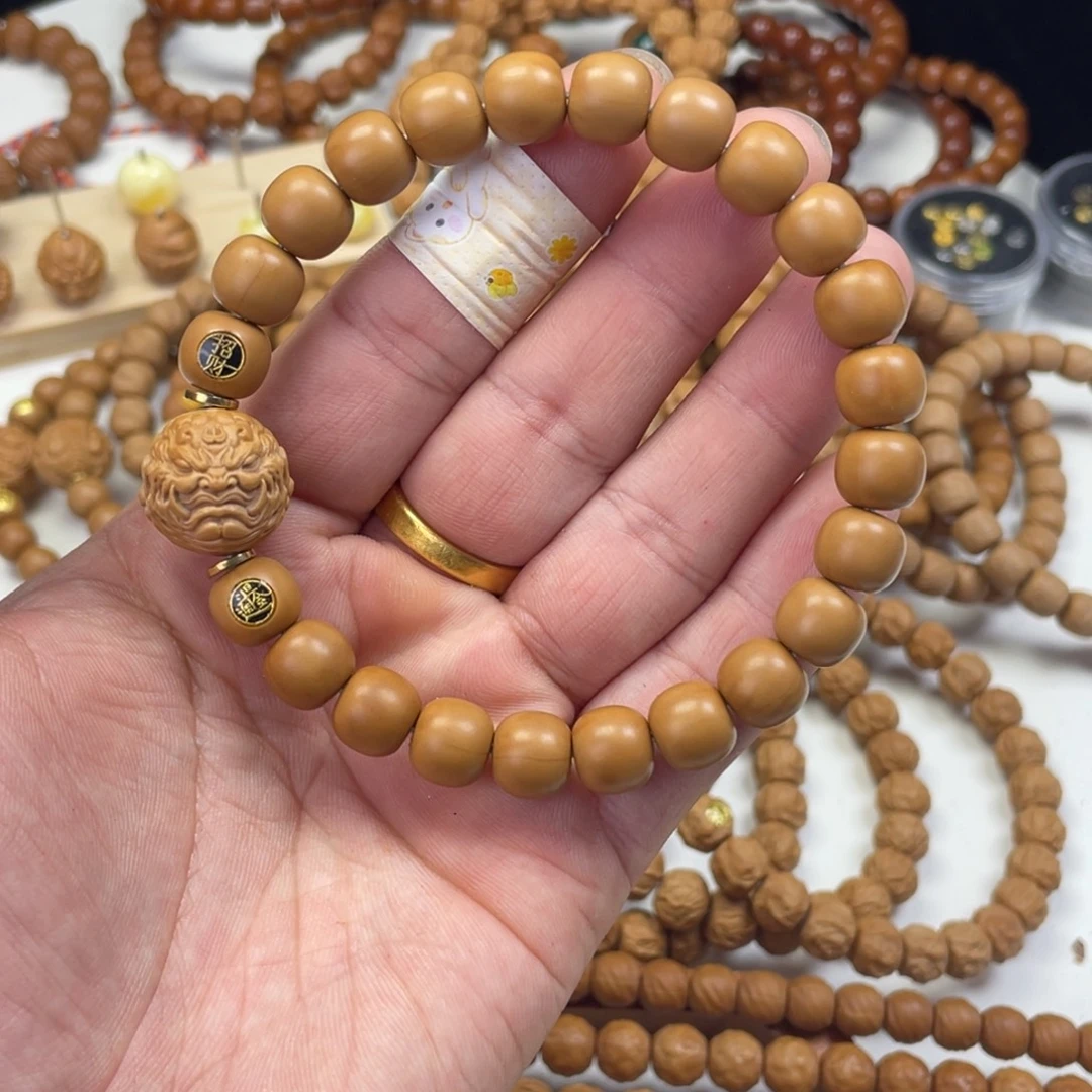 猴头核桃手串小微微瑕哑光老型镶嵌搭配款
