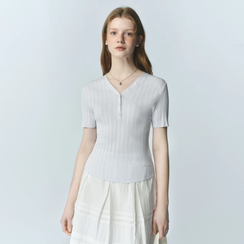 Eland衣恋毛衣女v领抽条半开门襟短袖套头衫修身上衣EEKWF24T71