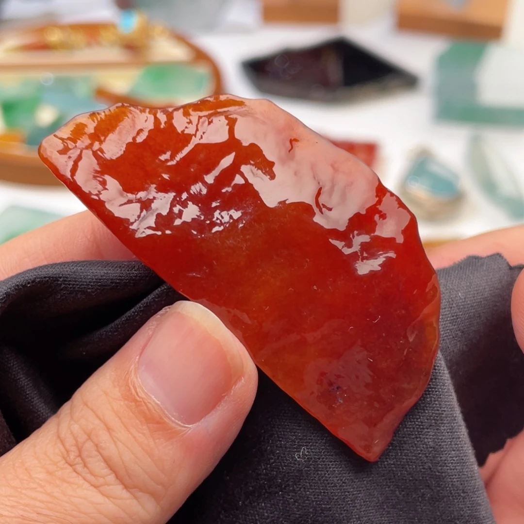 定制翡翠未镶嵌包工