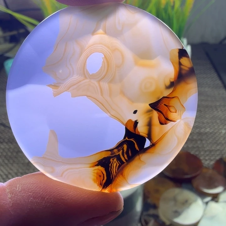 玛瑙/玉髓未镶嵌巴西玛瑙像形