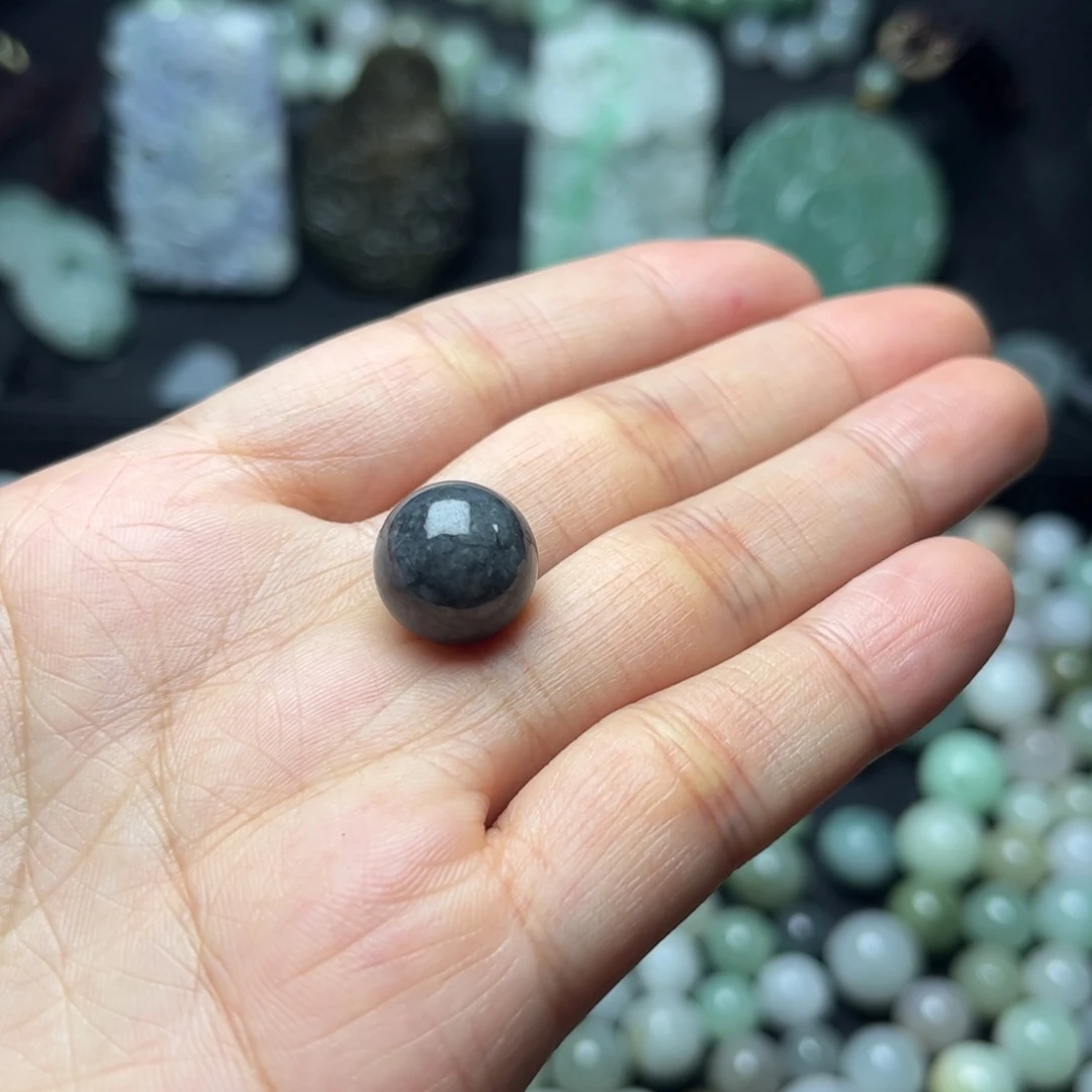 怀***去翡翠未镶嵌颈饰翡翠2