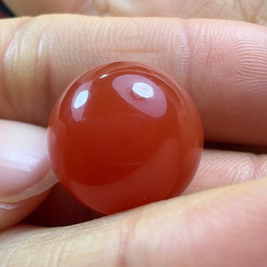 南红玛瑙珠子未镶嵌山**李