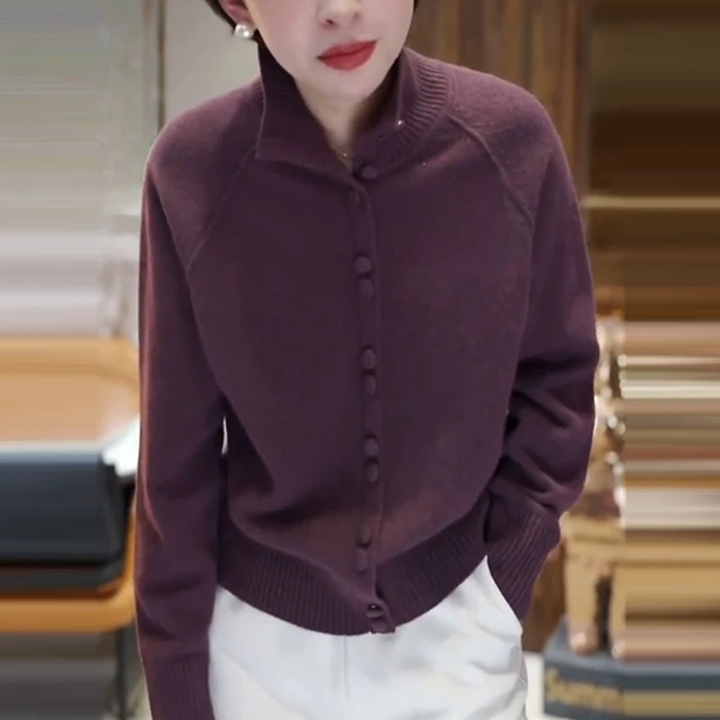 2025年秋季新款紫色高领针织开衫女时尚洋气毛衣外套短款长袖上衣