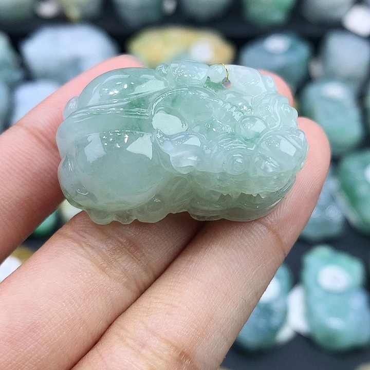 翡翠未镶嵌颈饰天然缅甸翡翠