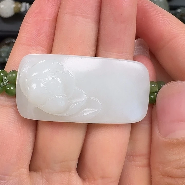 颈饰未镶嵌和田玉