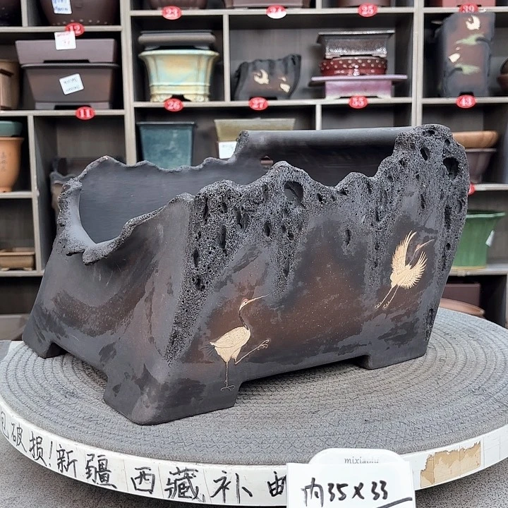 紫砂花盆贵****园紫砂的颜色很好看