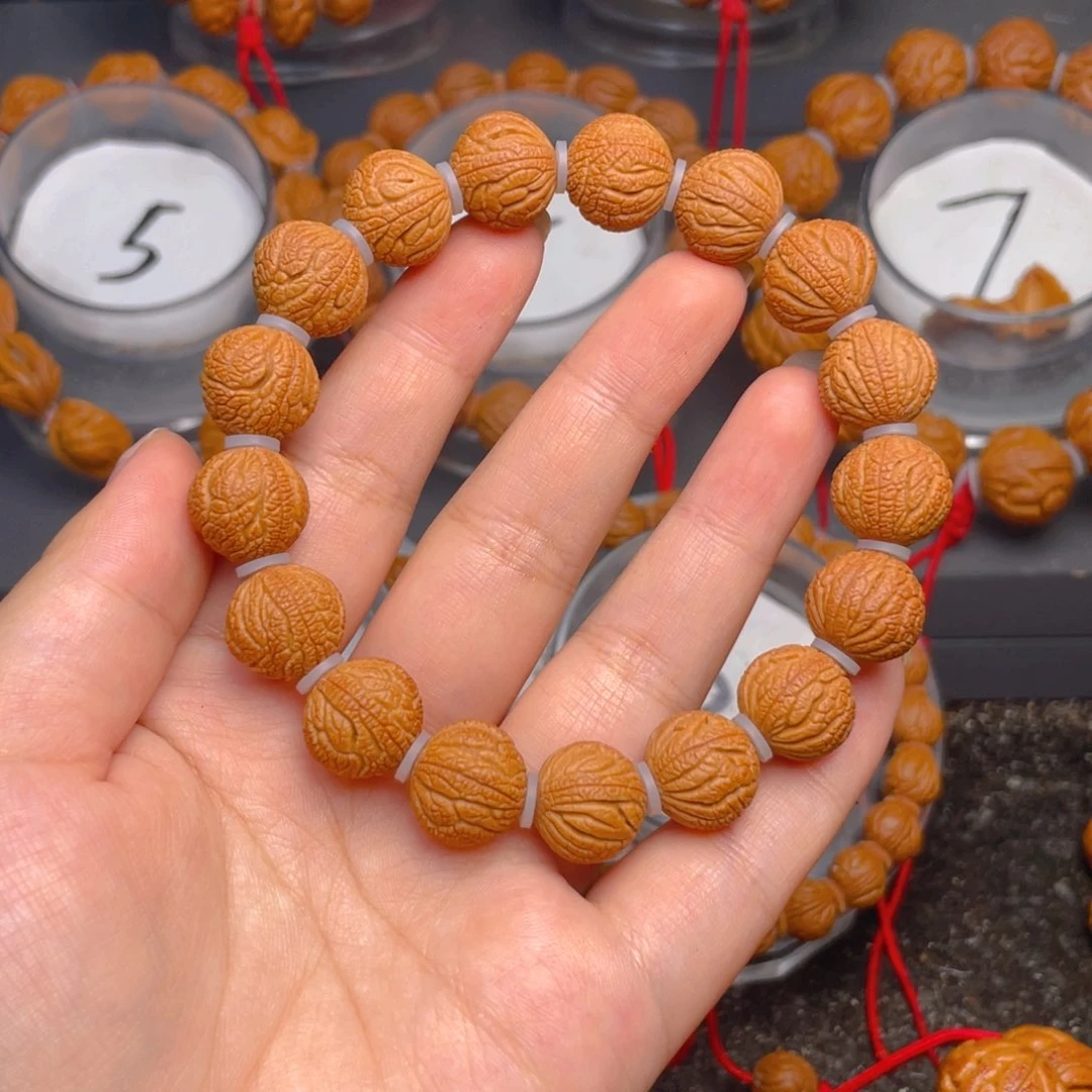 桃核吊坠龙鳞满天星1.4