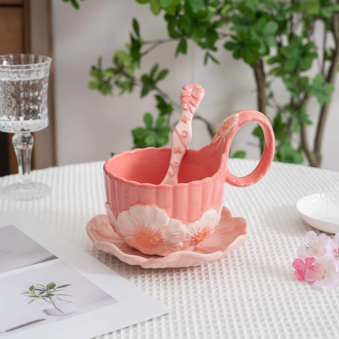 【西里西亚专属】手雕桃粉佳人-450ml曲把杯