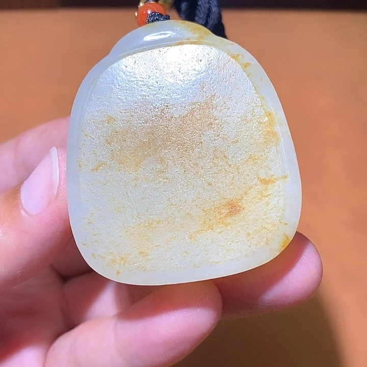 和田玉未镶嵌颈饰A7